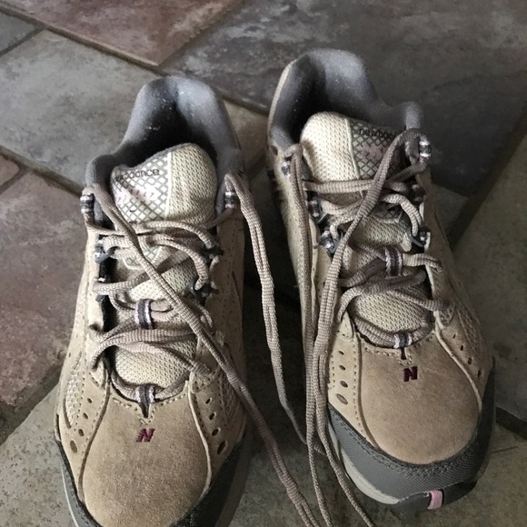 ✨New Balance shoes Size 8 - Picture 3 of 8